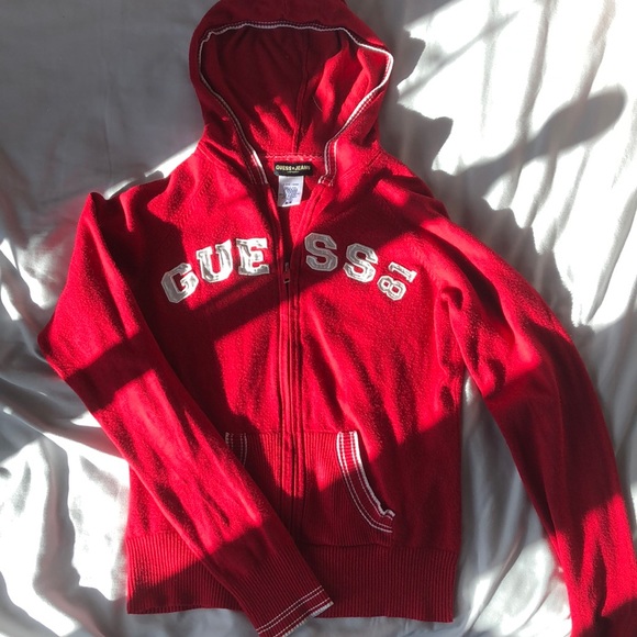 Guess Sweater - Picture 1 of 3